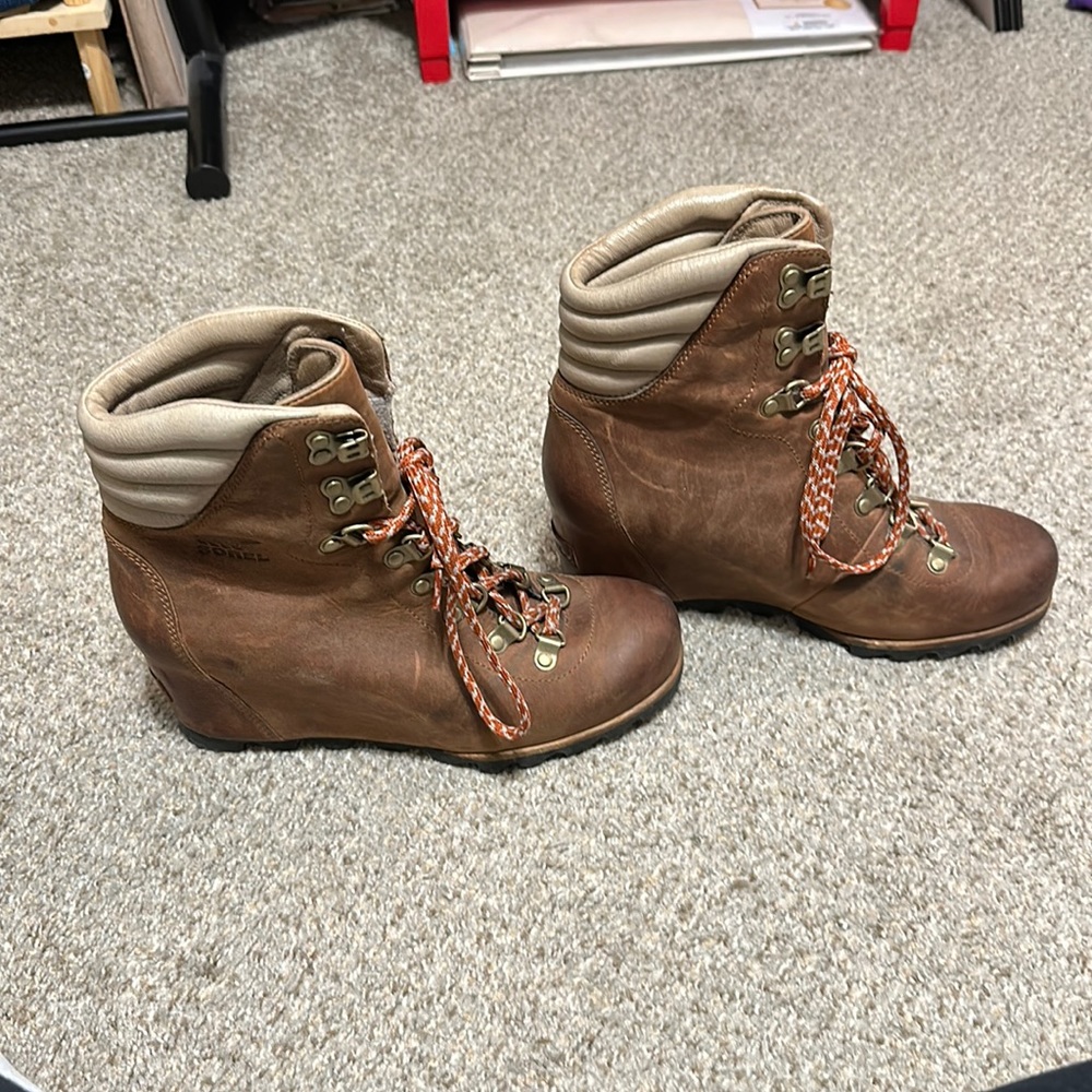 SOREL wedges